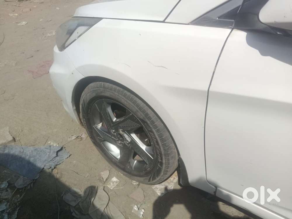 With Maintain Hyandai Varna 2014 Model Hybrid