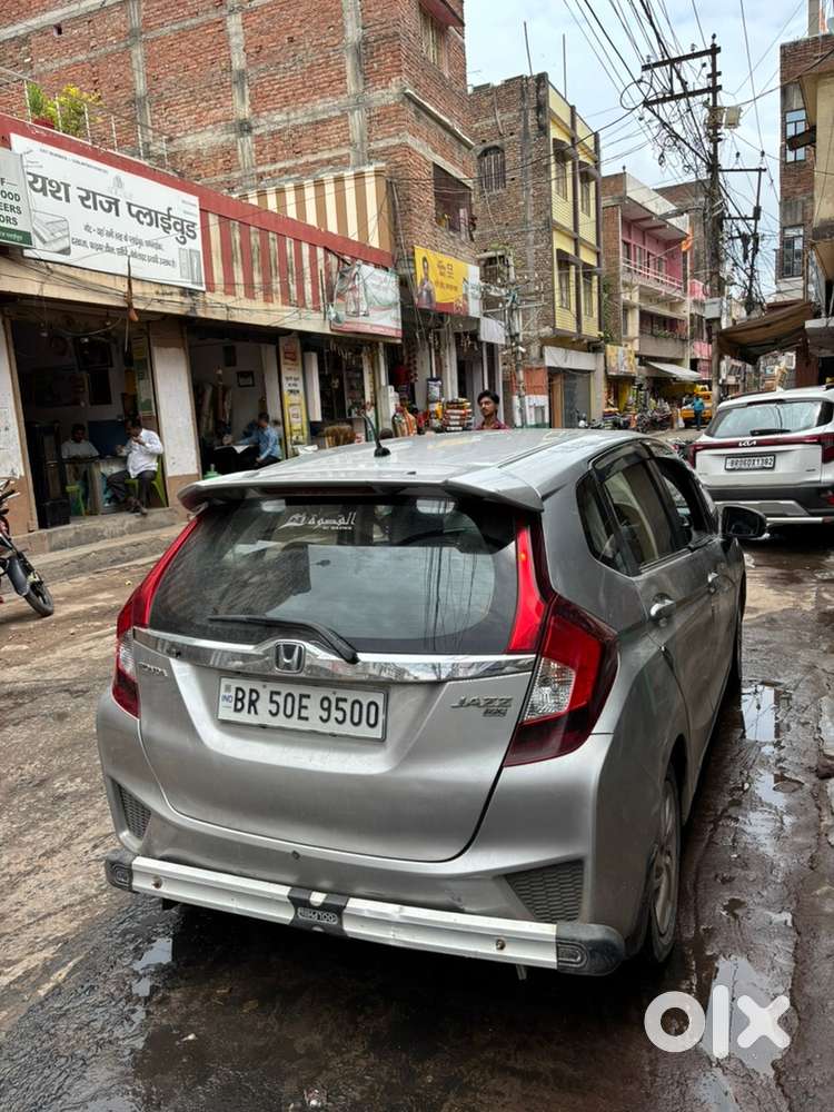 Honda Jazz 2016 Petrol Well Maintained