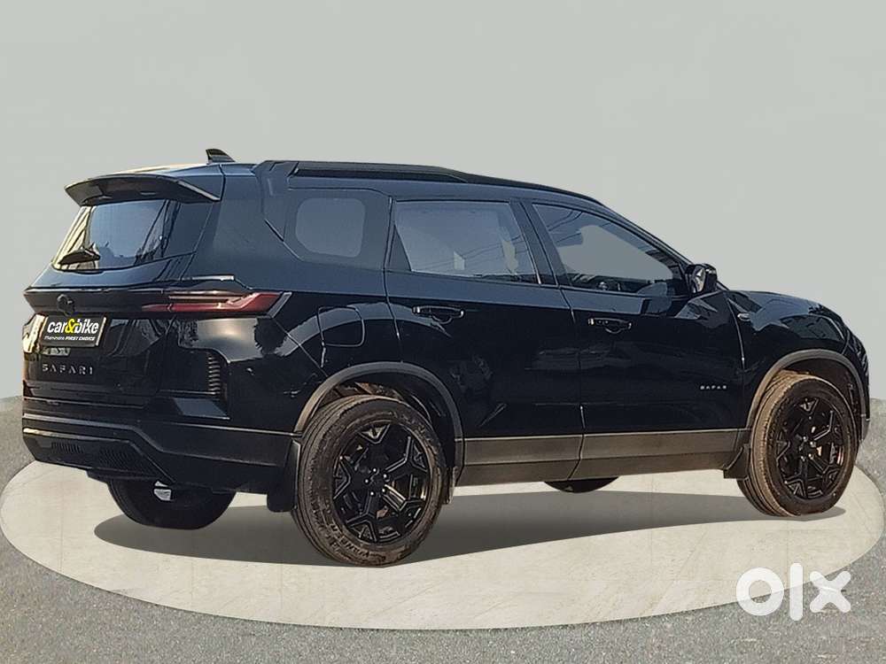 Tata Safari Accomplished Dark Edition At, 2024, Diesel