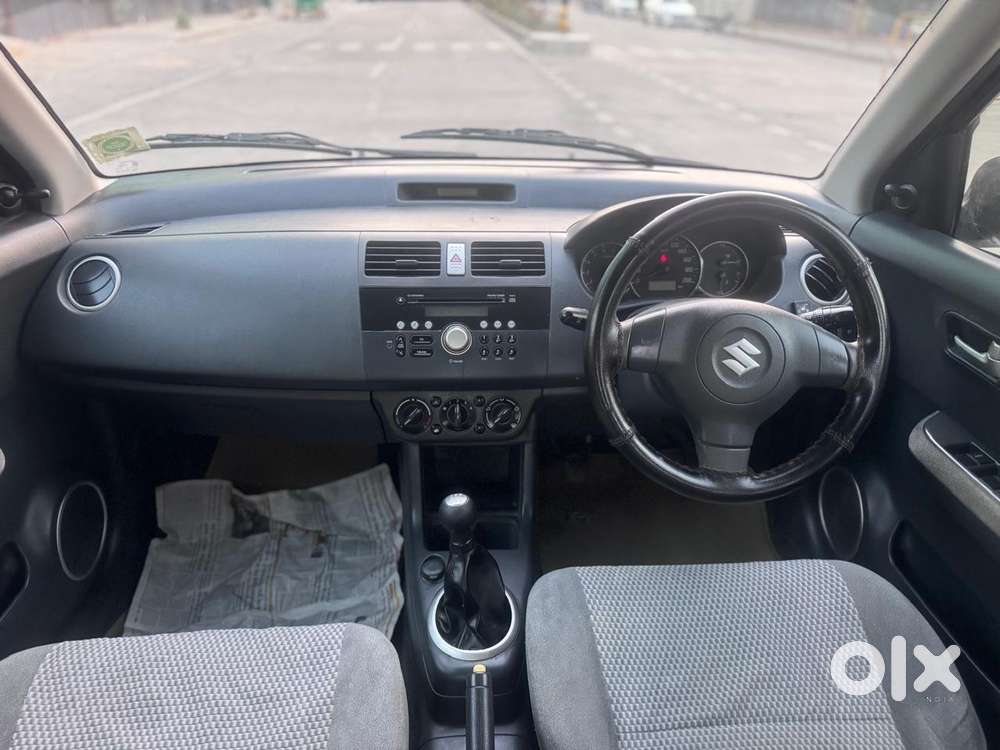 Maruti Suzuki Swift Dzire 1.2 Vxi Bsiv, 2011, Cng & Hybrids