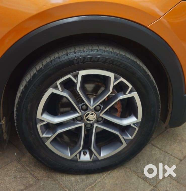 Skoda Kushaq 1.0 Tsi Style At, 2021, Petrol