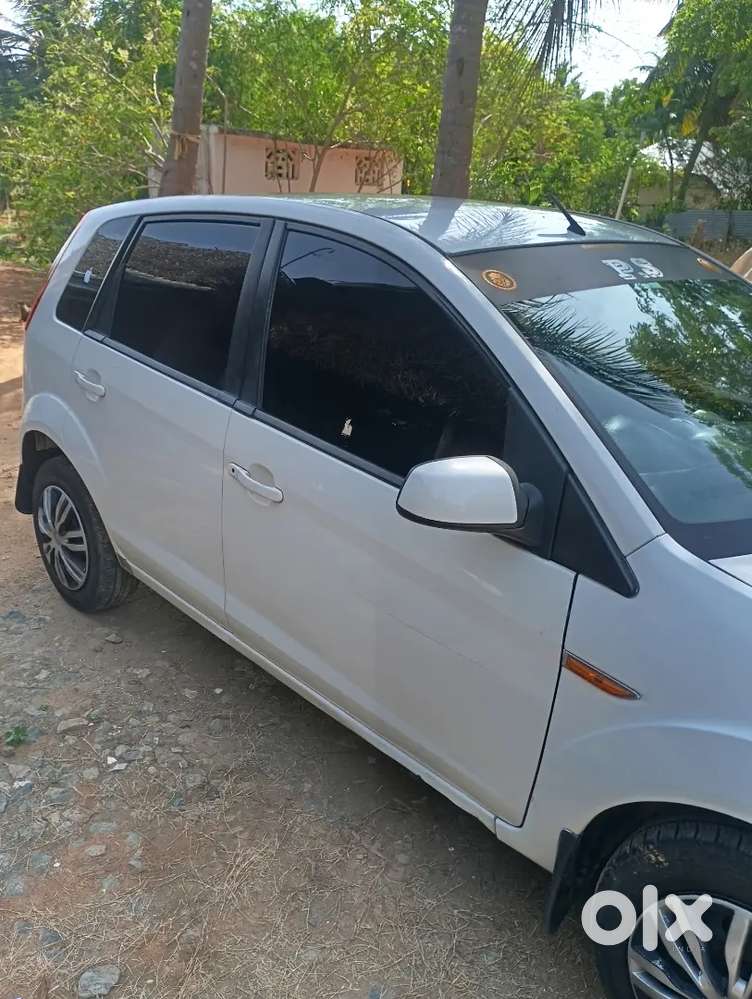 Ford Figo Trend 2010