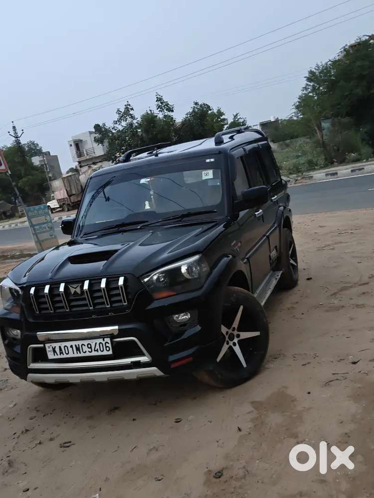 Mahindra Scorpio Classic 2015