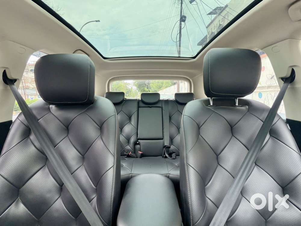 Mg Windsor Ev Essence, 2025, Electric