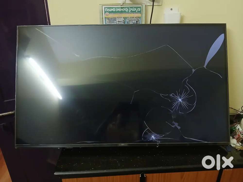LG

Tv 50UA82006LA