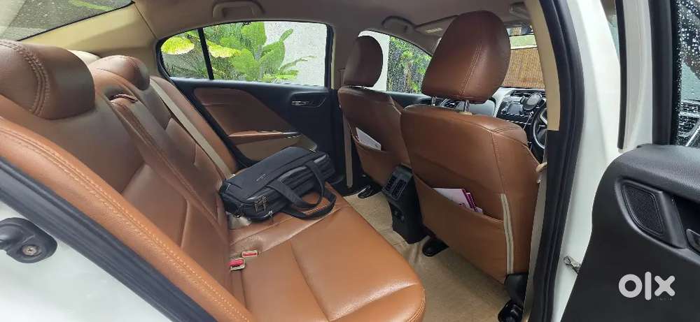 Honda City 2016 Petrol V 98k Km Excellent Condition & Leather Seats