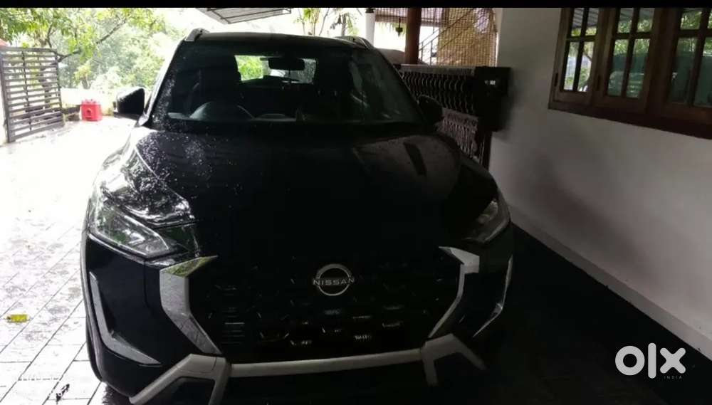 Nissan Magnite Acenta  1.0 Xv Turbo 2025