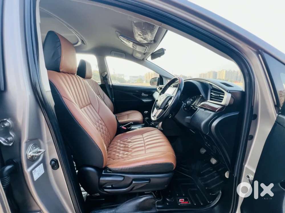 Toyota Innova Crysta [2020-ongoing] 2.4 Vx 8 Str, 2022, Diesel