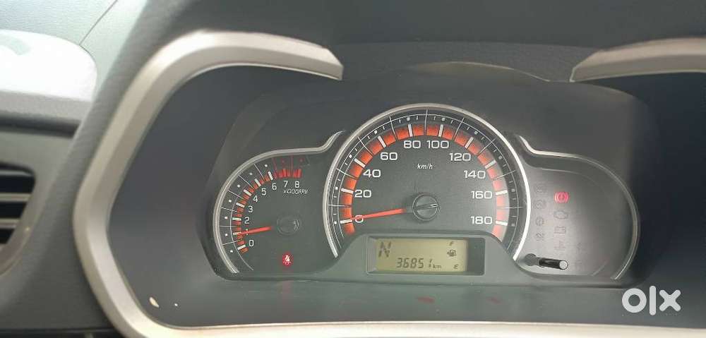 Maruti Suzuki Alto K10 1.0 Vxi, 2016, Petrol