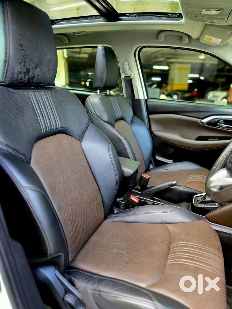 Toyota Urban Cruiser Hyryder 1.5 V Hybrid, 2023, Petrol