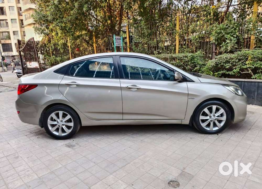 Hyundai Verna Fluidic 1.6 Vtvt Sx Opt, 2011, Petrol