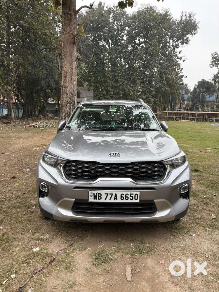 Kia Sonet Petrol 19700 Km Driven