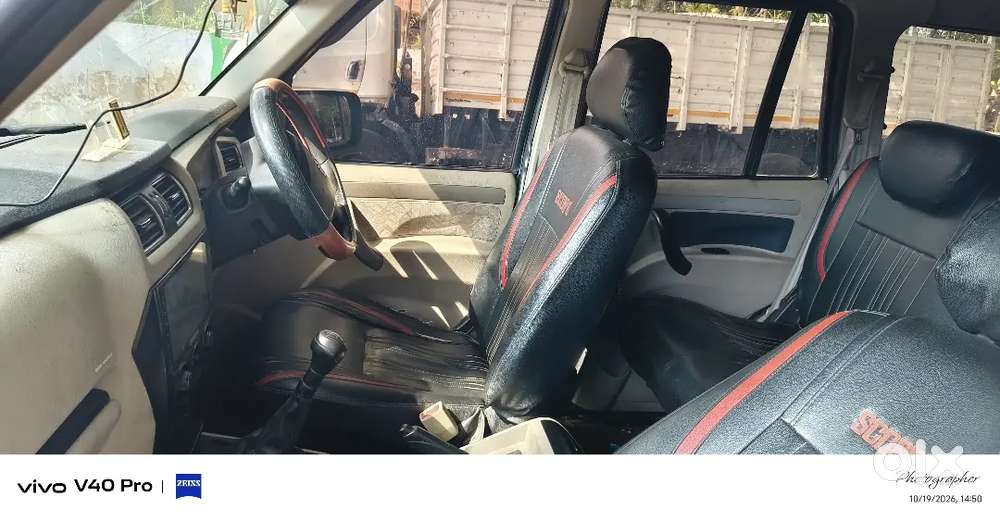Mahindra Scorpio S4 2015
