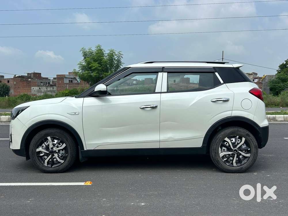 Mahindra Xuv300 W4, 2022, Petrol