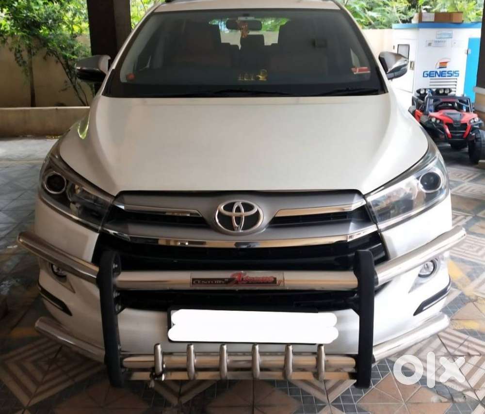 Toyota Innova Crysta 2.4 V 8 Str, 2019, Diesel