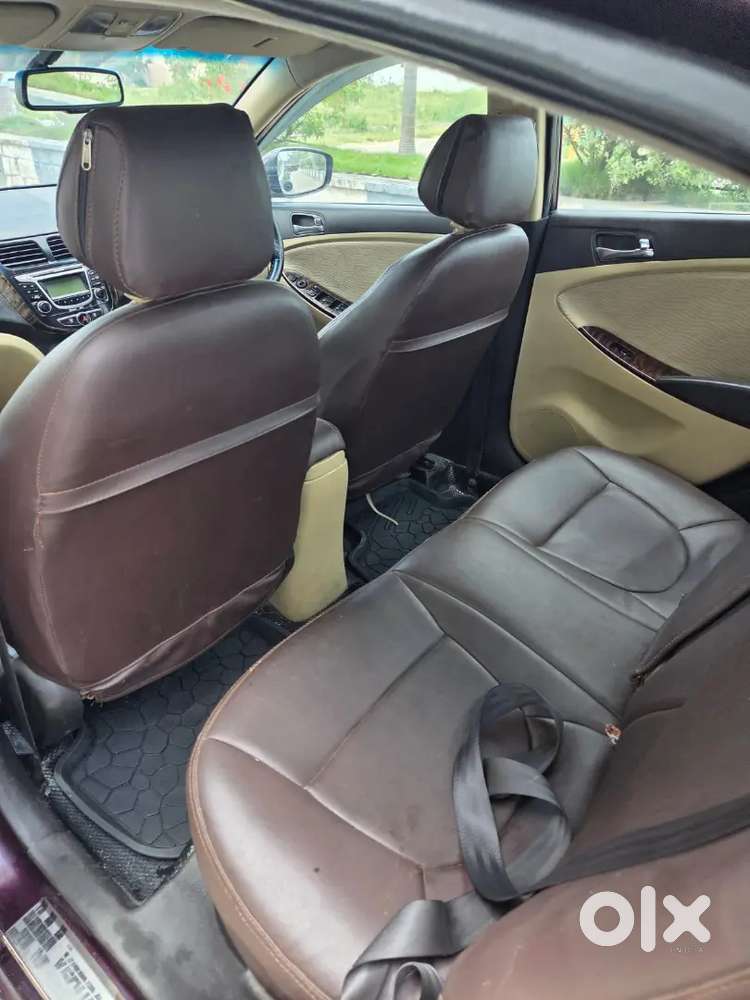 Hyundai Verna Fluidic 1.6 Sx 2012