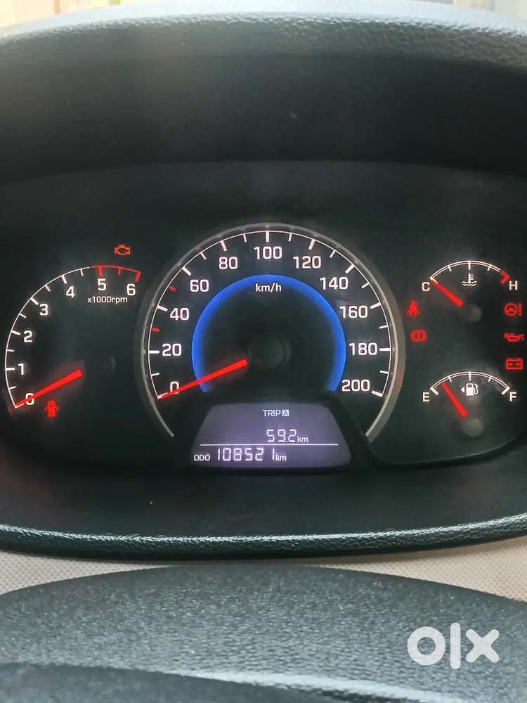 Hyundai Grand I10 2014 Variant Urgent Sell
