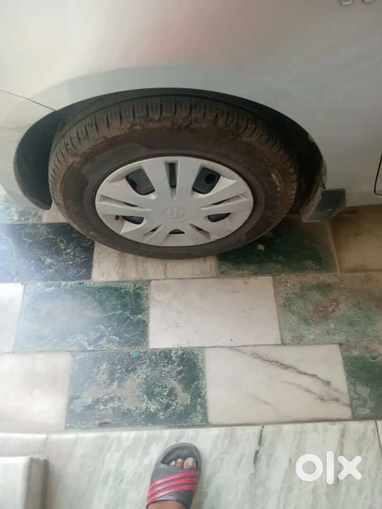 Maruti Suzuki Dzire Vxi 2013