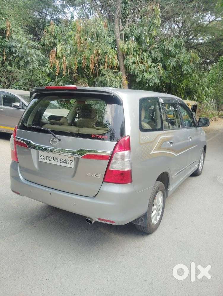 Toyota Innova 2009-2011 2.5 E 7 Str, 2015, Diesel