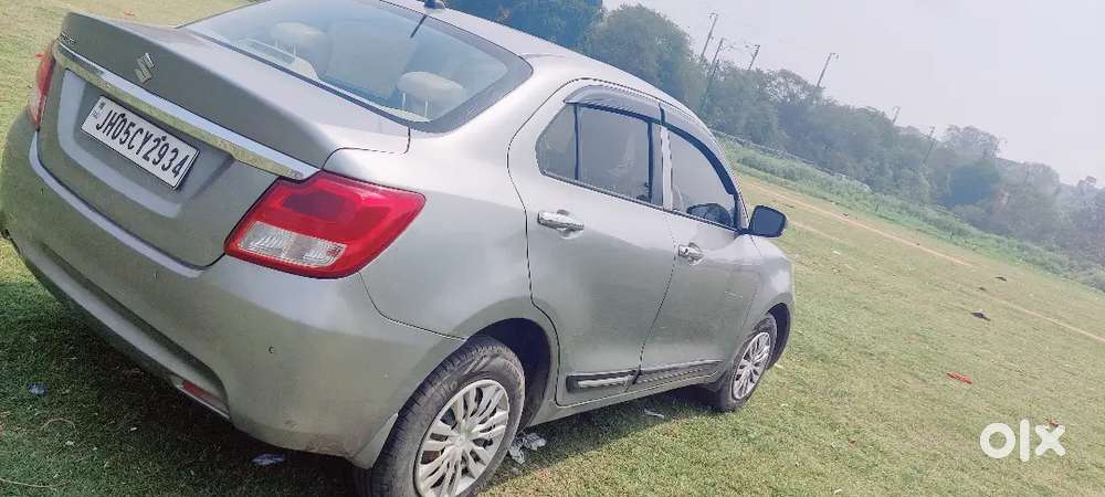 Maruti Suzuki Dzire 1.2 Vxi Amt 2021