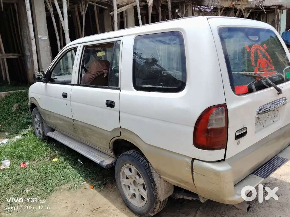 Chevrolet Tavera Neo 2015