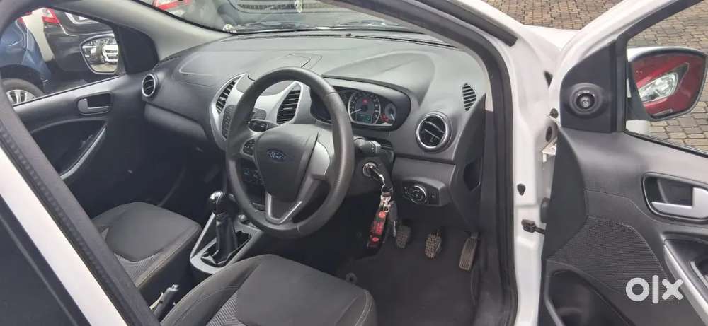 Ford Figo 2017 Petrol Well Maintained, With Company Service Record