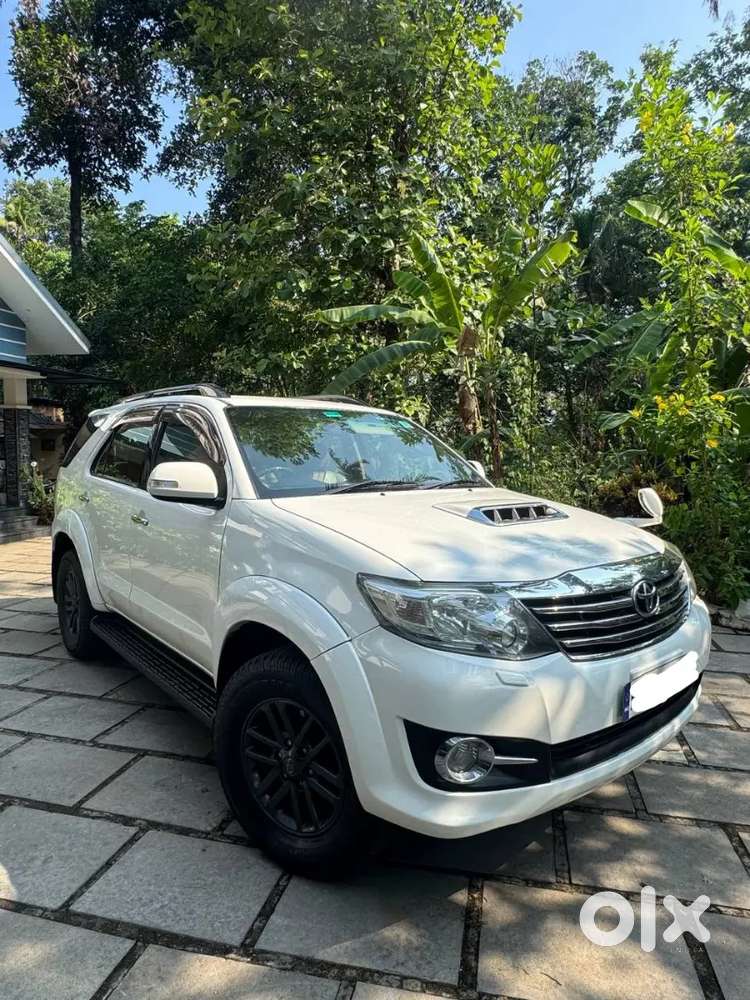 Toyota Fortuner 2016 Diesel 147000 Km Driven