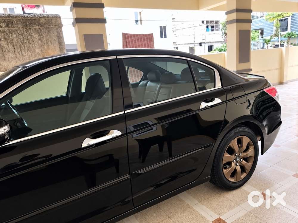 Honda Accord Petrol 2010