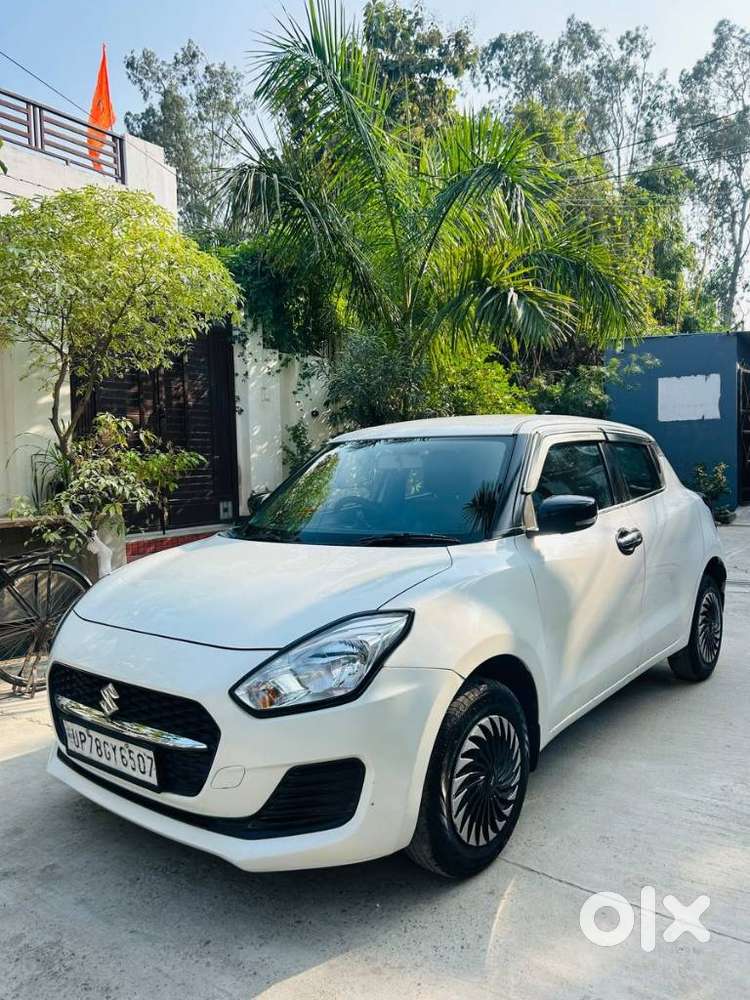 Maruti Suzuki Swift Vxi Optional, 2022, Petrol