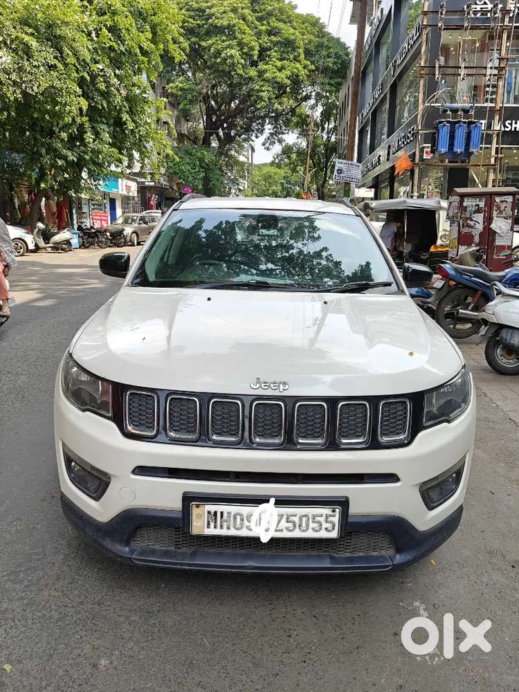 For Sale: Jeep Compass Limited – Top Model Limited Edition
• 2018 Mode