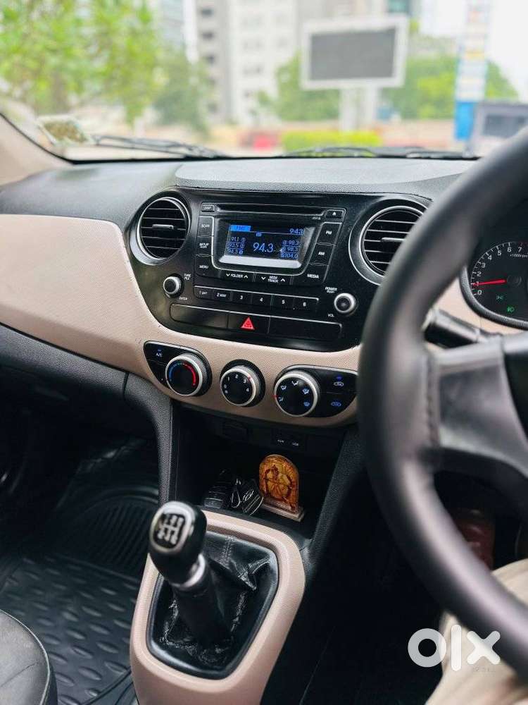 Hyundai Grand I10 Sportz, 2014, Petrol