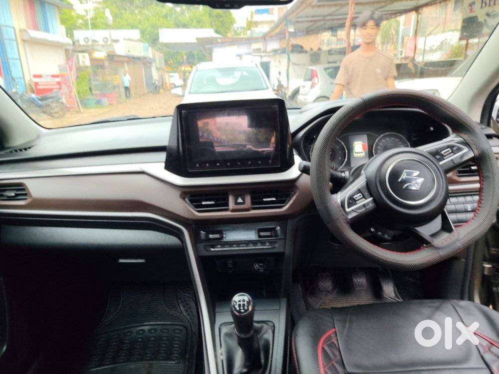 Maruti Suzuki Brezza 1.5 Zxi Smart Hybrid, 2024, Petrol