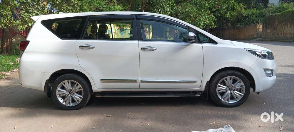 Toyota Innova Crysta [2020-ongoing] 2.4 Zx 7 Str, 2020, Diesel