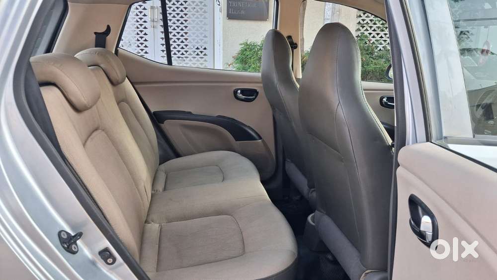 Hyundai I10 Asta At, 2011, Petrol