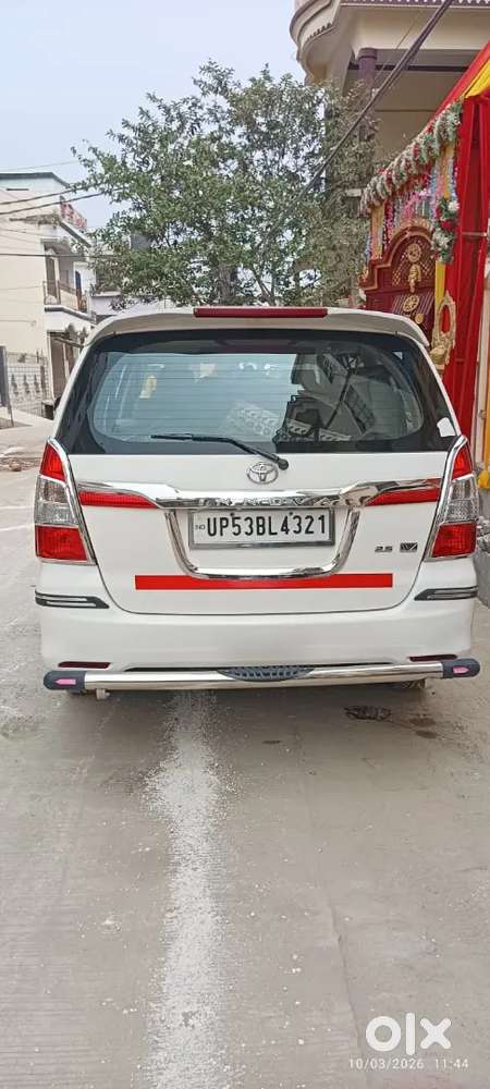 Toyota Innova 2014 Diesel Well Maintained