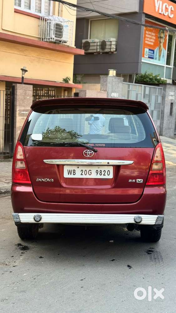 Toyota Innova 2004-2011 2.5 G4 Diesel 8-seater, 2006, Diesel