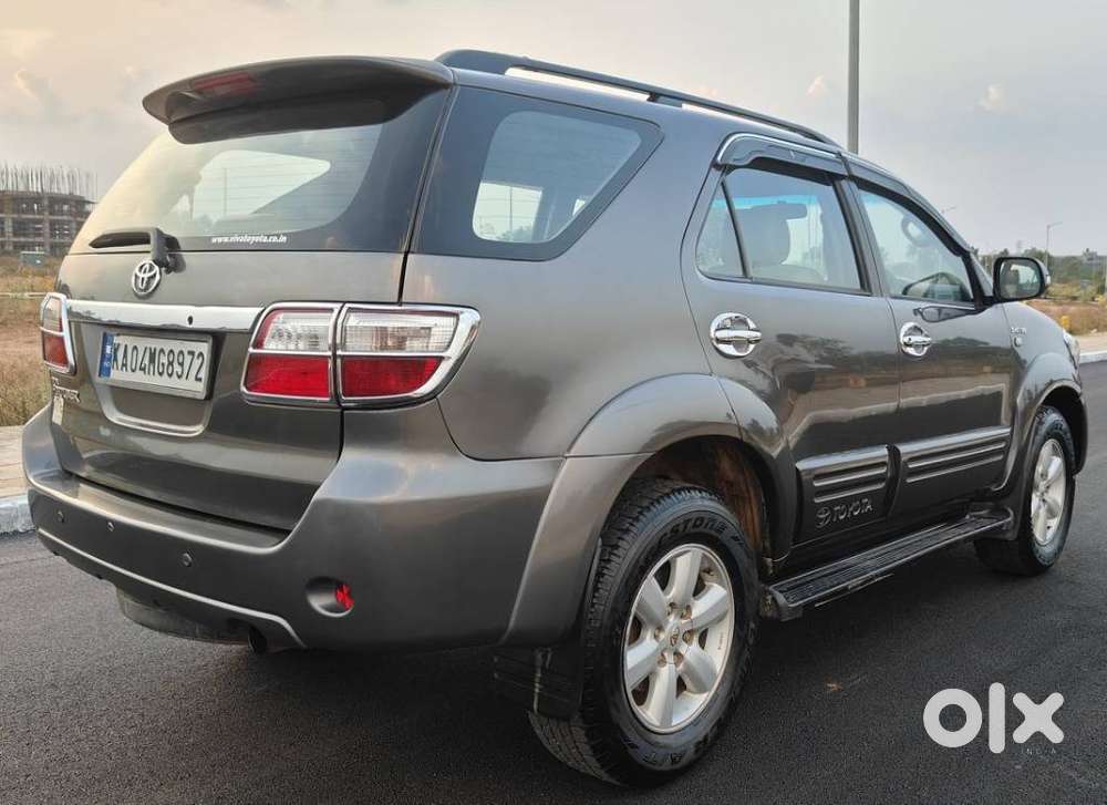 Toyota Fortuner 3.0 4x4 Manual, 2010, Diesel