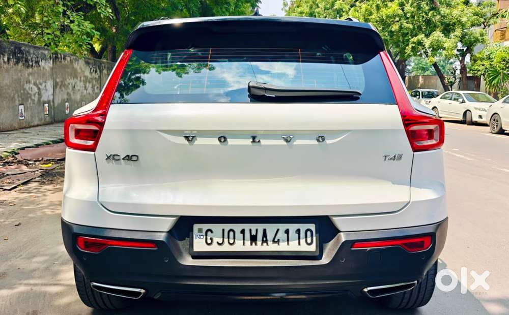 Volvo Xc40 D4 Momentum, 2021, Petrol