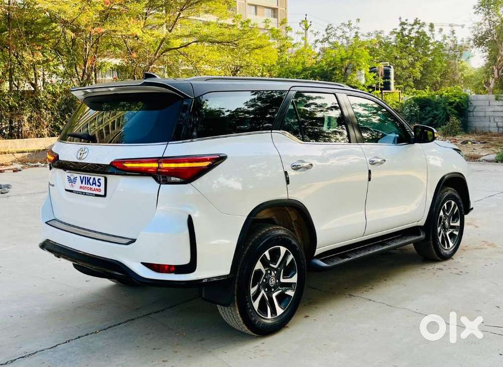 Toyota Fortuner Legender 4x2 At 2.8, 2024, Diesel