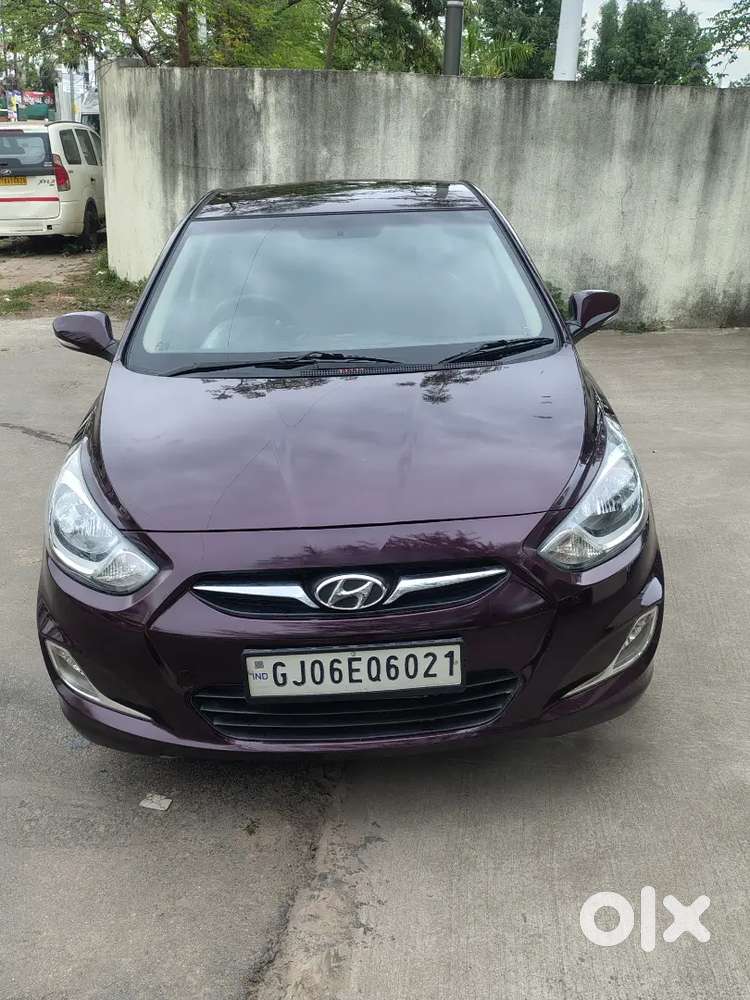 Hyundai Verna 2011