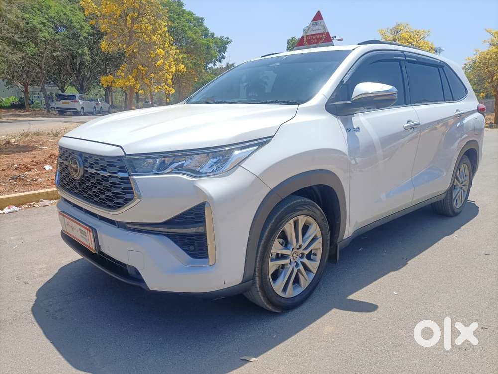 Toyota Innova Hycross, 2023, Cng & Hybrids