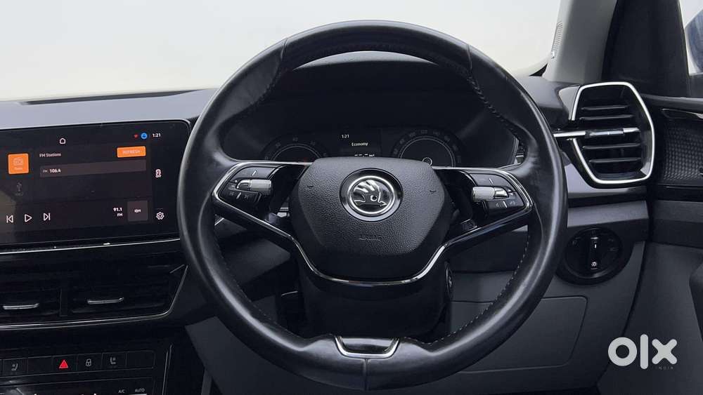 Skoda Kushaq Style 1.0l Tsi Mt, 2022, Petrol