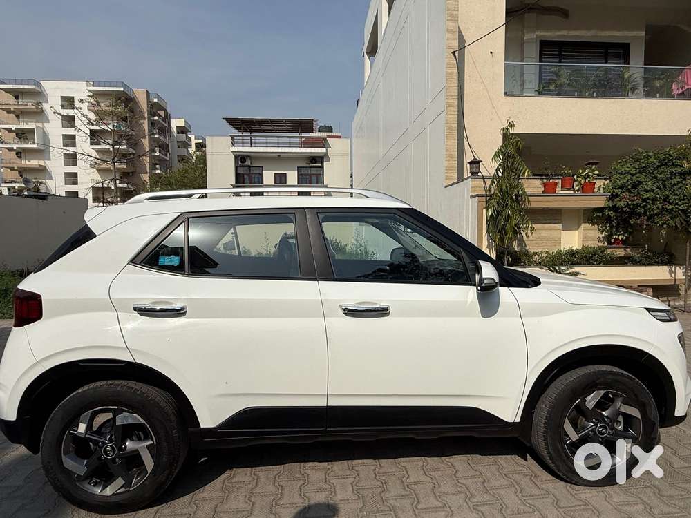 Hyundai Venue 1.5 Crdi Sx (o), 2022, Diesel