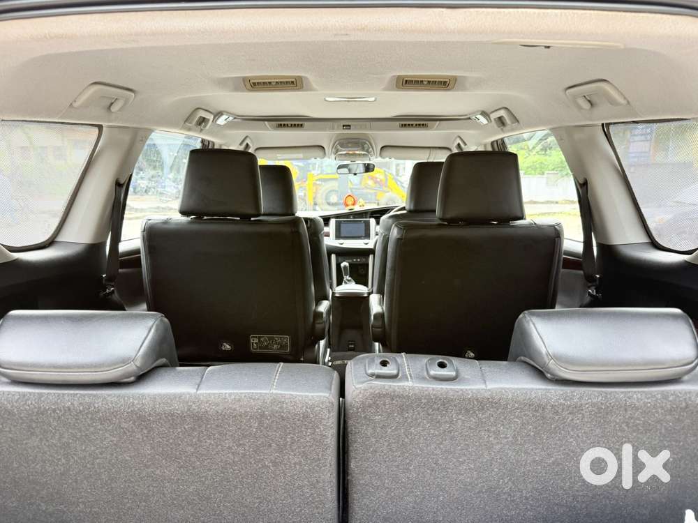 Toyota Innova Crysta 2.4 Z 7 Str, 2016, Diesel