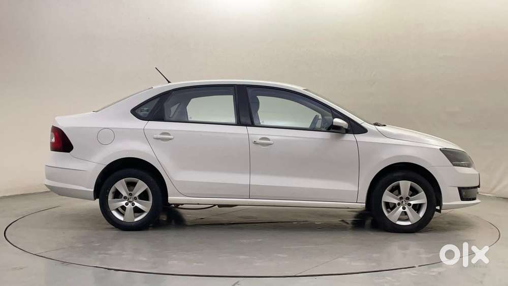 Skoda Rapid 1.6 Mpi At Ambition, 2019, Petrol