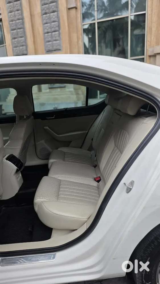 Skoda Superb 2018 Automatic