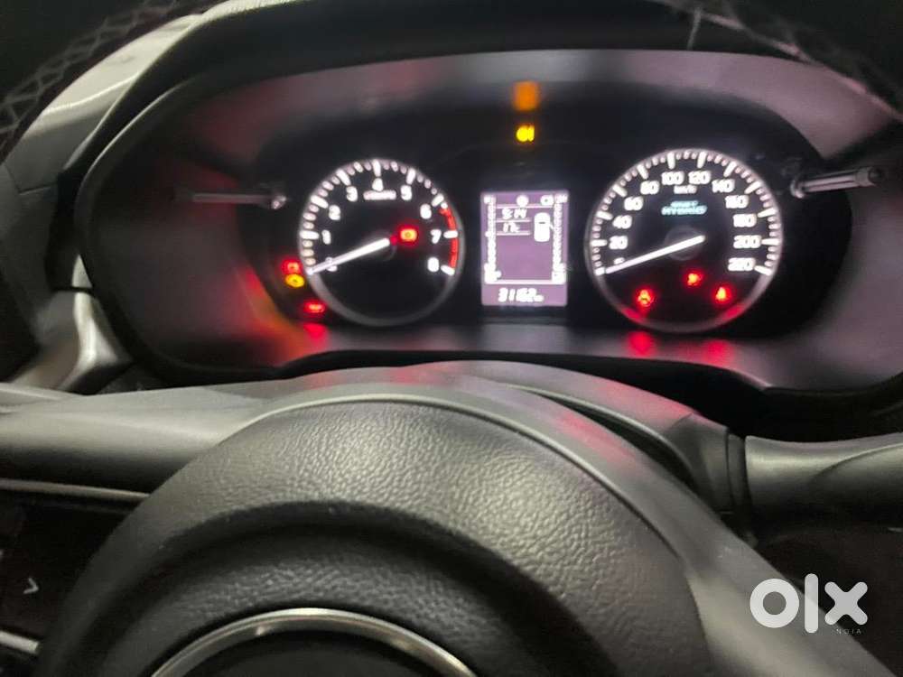 Maruti Suzuki Brezza 2023 Petrol 32000 Km Driven