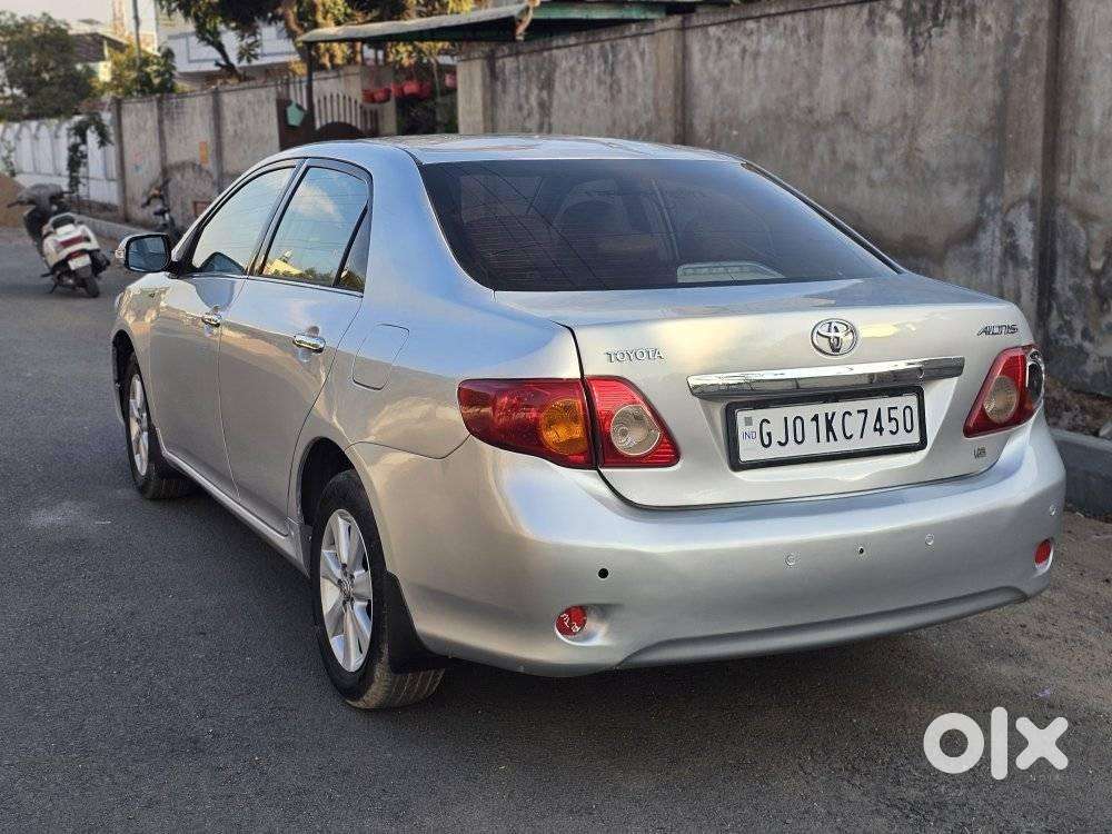 Toyota Corolla Altis 1.8 G Cng, 2010, Cng & Hybrids