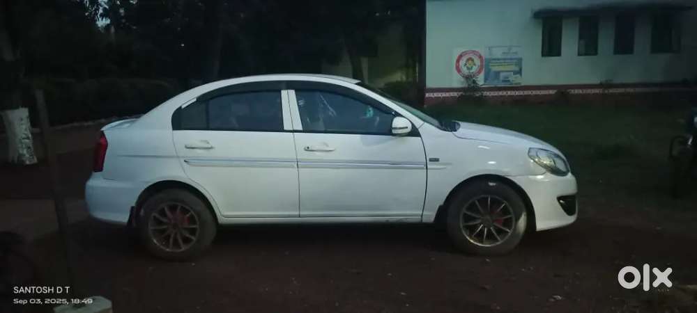 Hyundai Verna Transform 2010