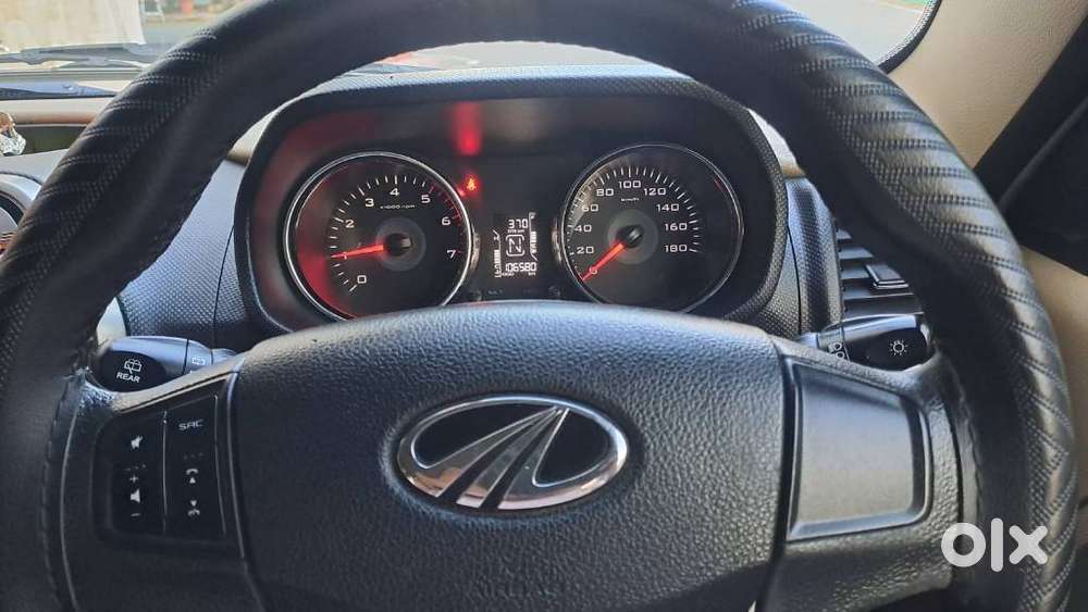 Mahindra Tuv 300 T10, 2019, Diesel